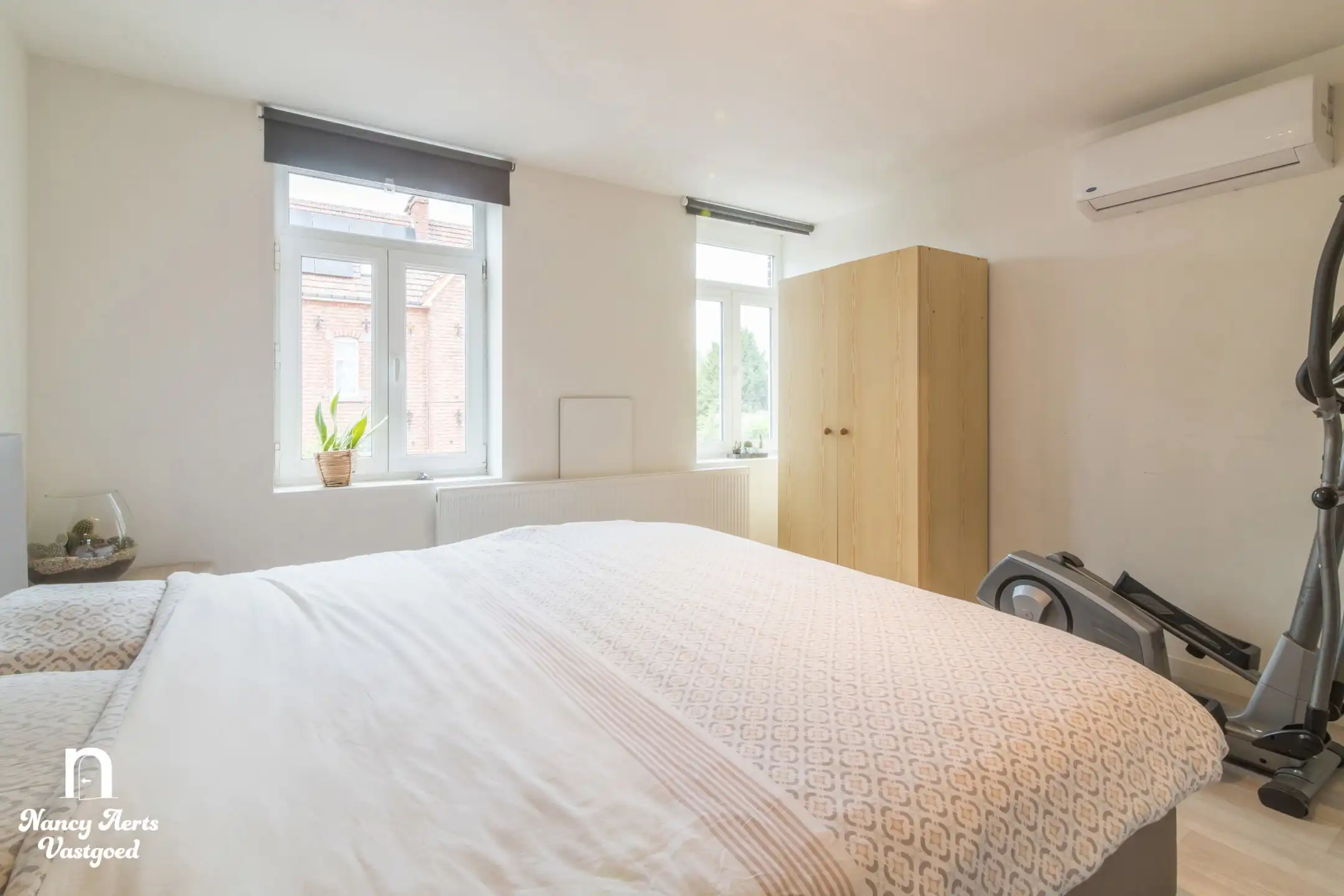 Charmante gerenoveerde woning met zuidgerichte tuin foto 24