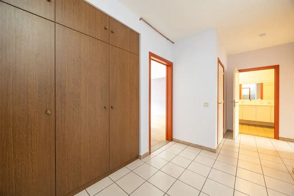 2 slpk-appartement met autostaanplaats in rustige woonwijk foto 10