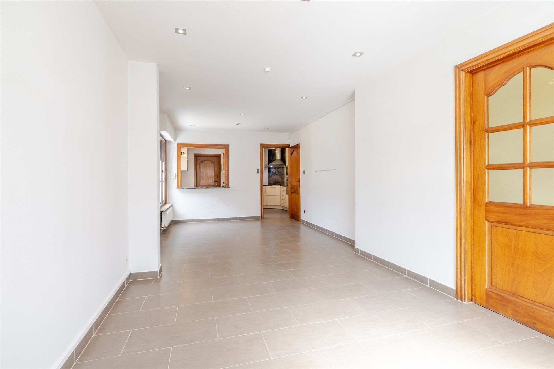 TOPPER! Instapklare woning met 3 slaapkamers! foto 3