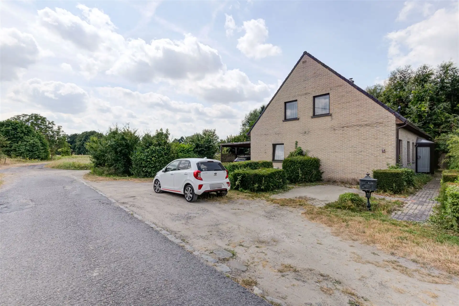 Uniek wonen op zalige ligging met veel mogelijkheden foto 2