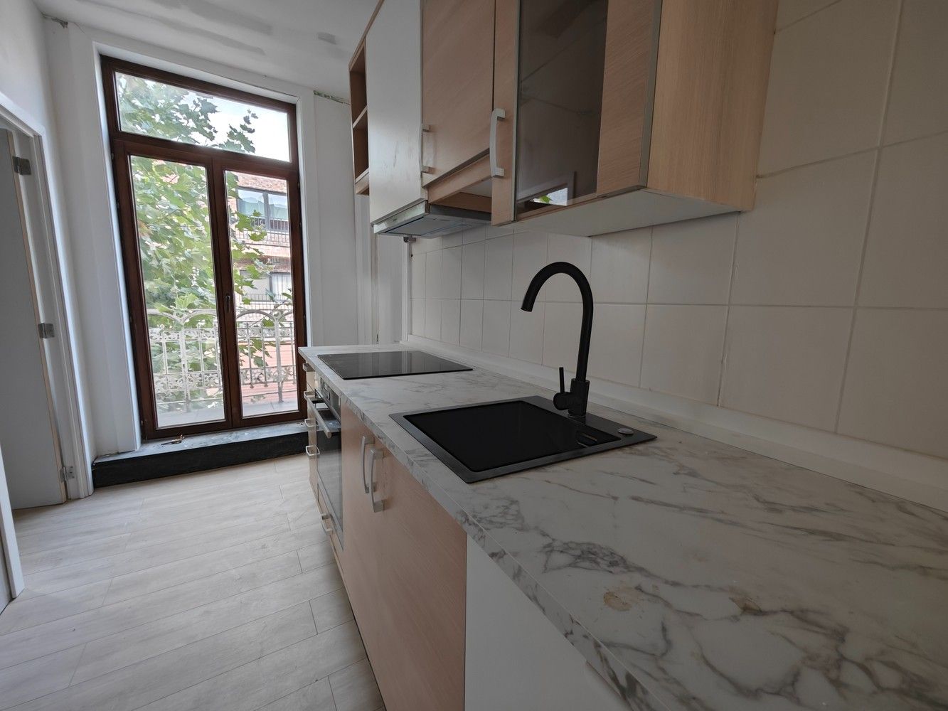 Gerenoveerd één-appartement in het centrum van Hasselt foto 2