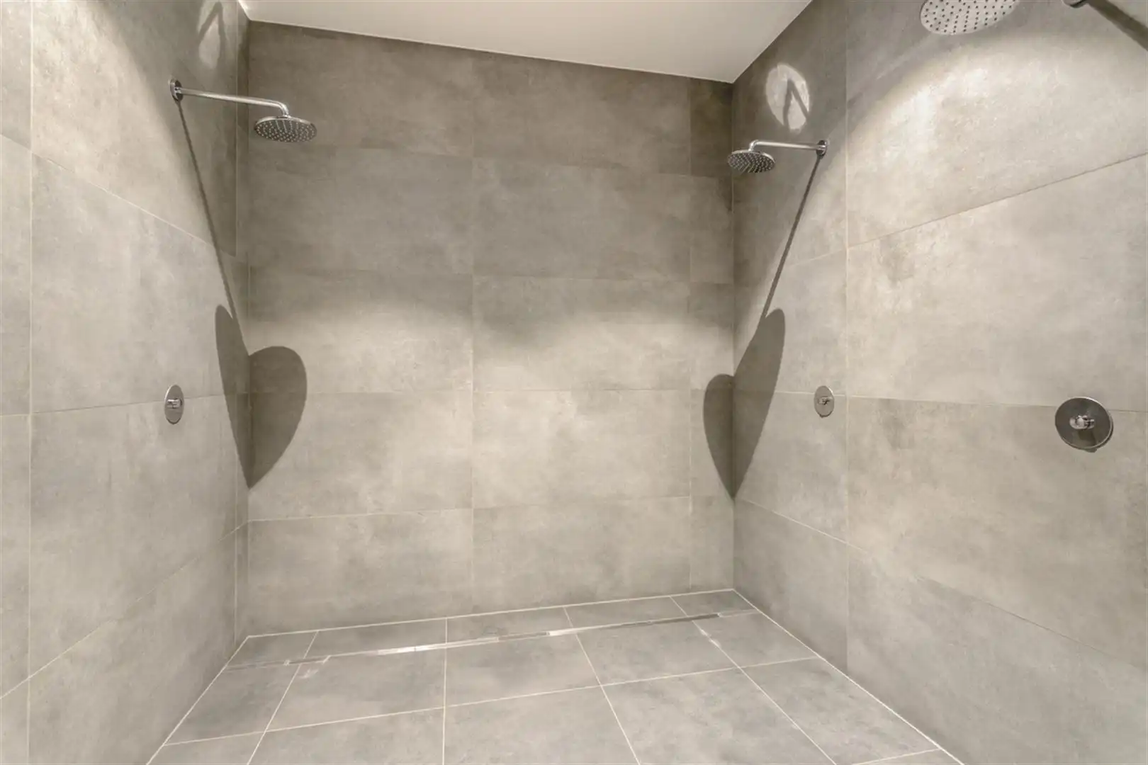 Commercieel gebouw met woonst foto 17