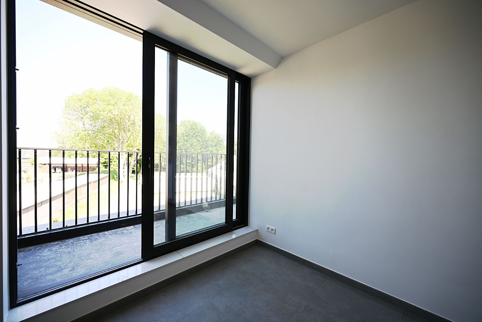 Nieuwbouw appartement met zonnepanelen! foto 7