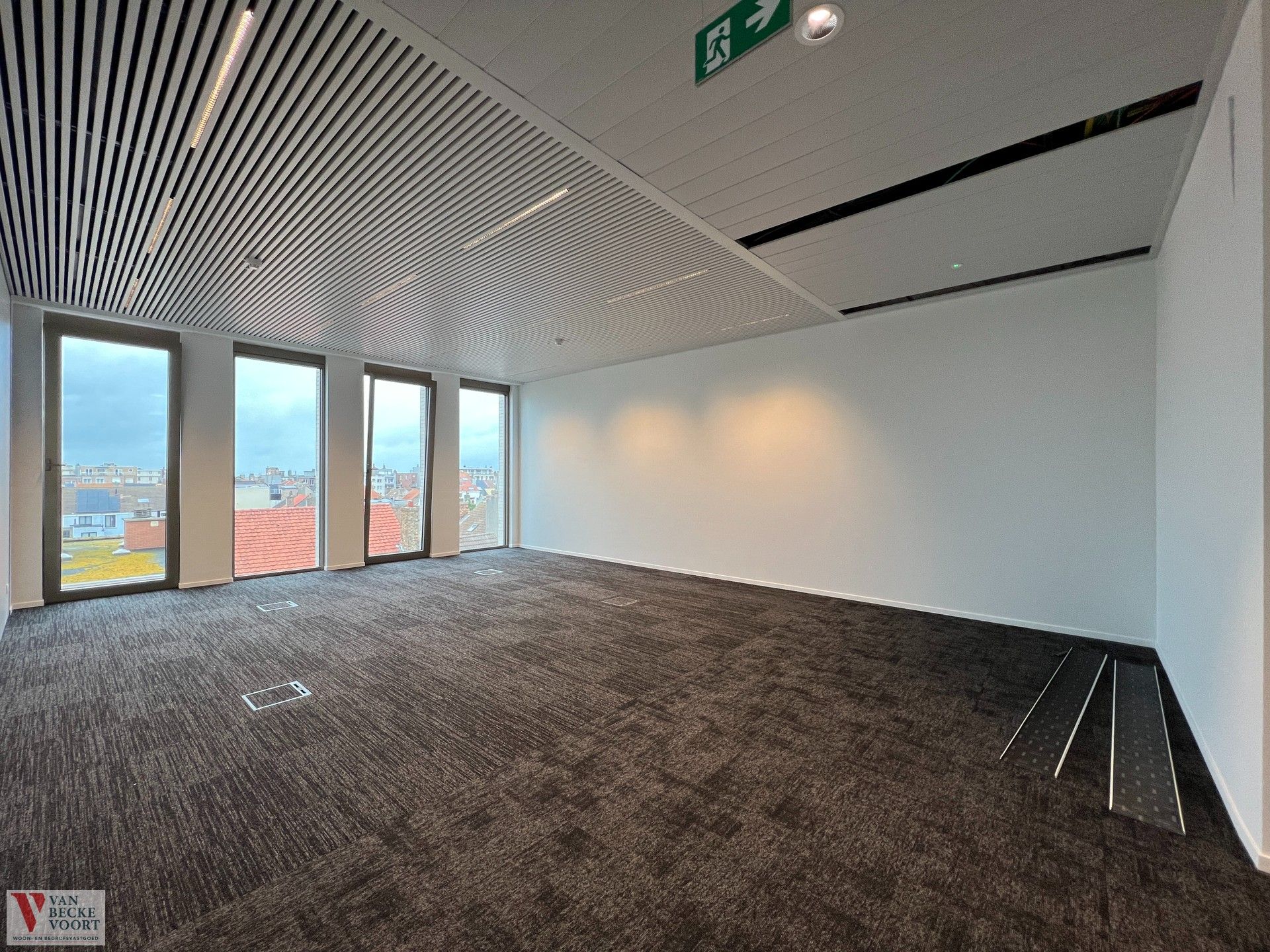 Kantoorruimte 310m² in nieuwbouwresidentie foto 6