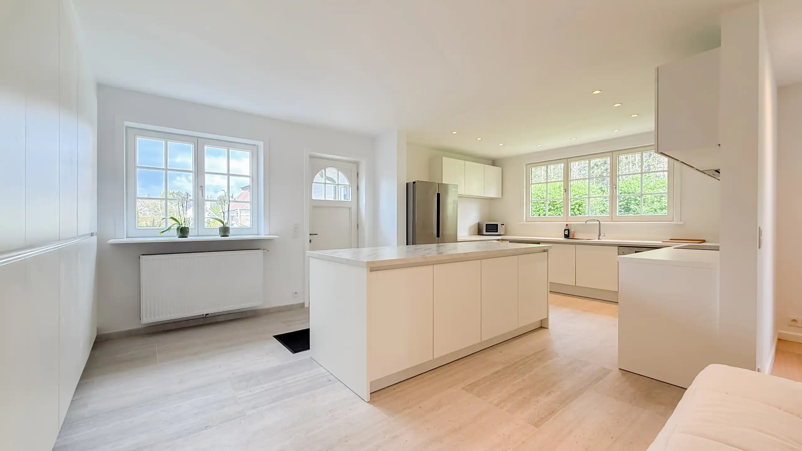 Stijlvolle halfopen villa met zonnige tuin in het Zoute foto 9