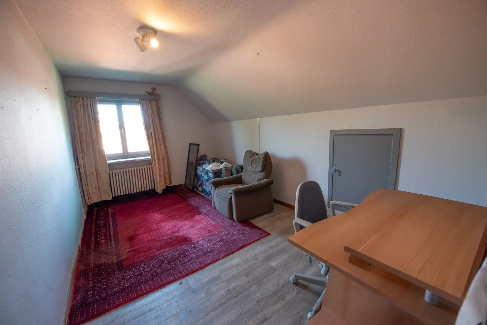 TE KOOP te Waregem: Ruime open bebouwing op 549m² met zeer gunstige ligging (SEV). foto 10
