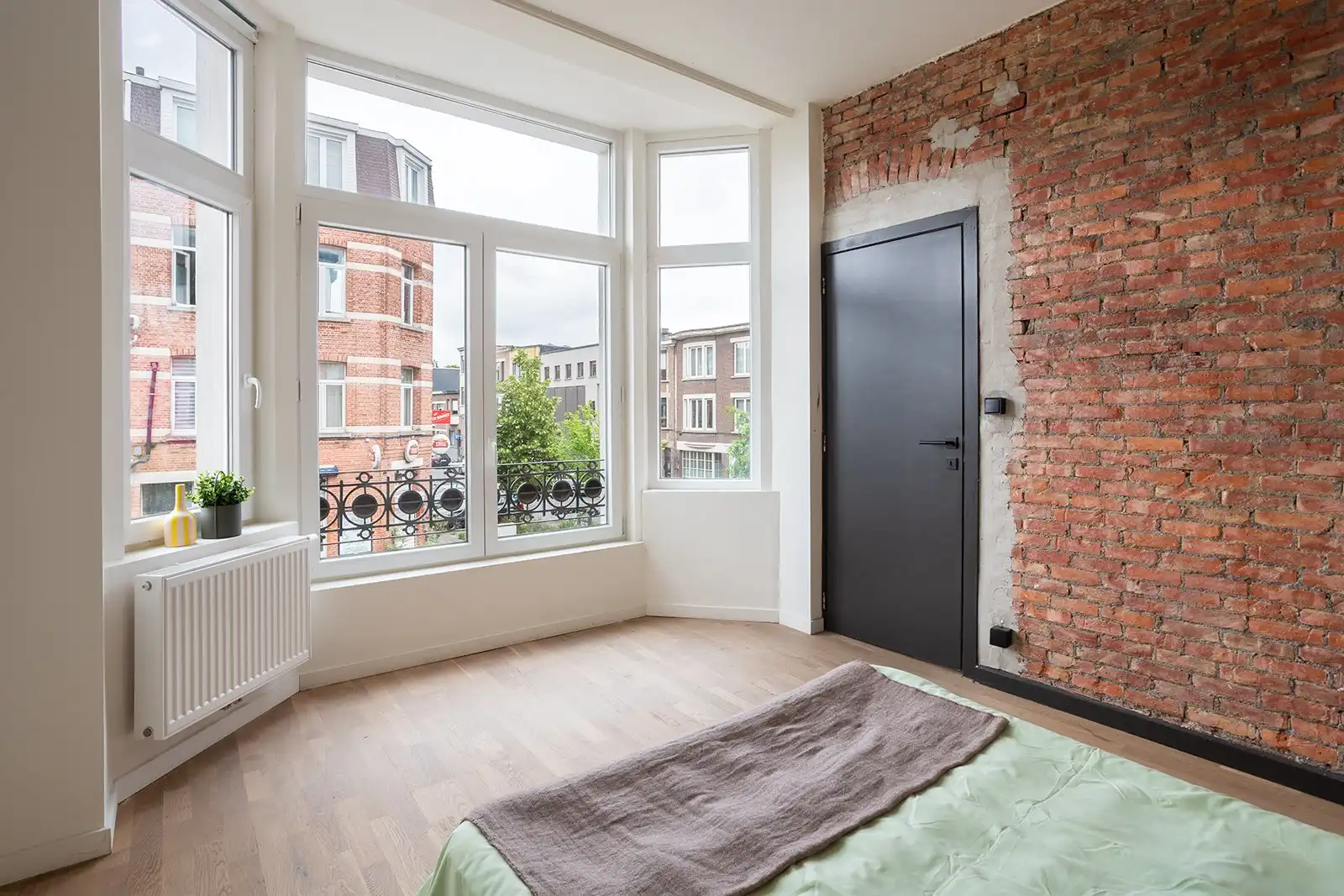 Lichtrijk hoek appartement met karakter!  foto 24