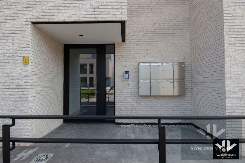 Bijna nieuw 2 slpk op centrale locatie in Kortessem (Hasselt) foto 3