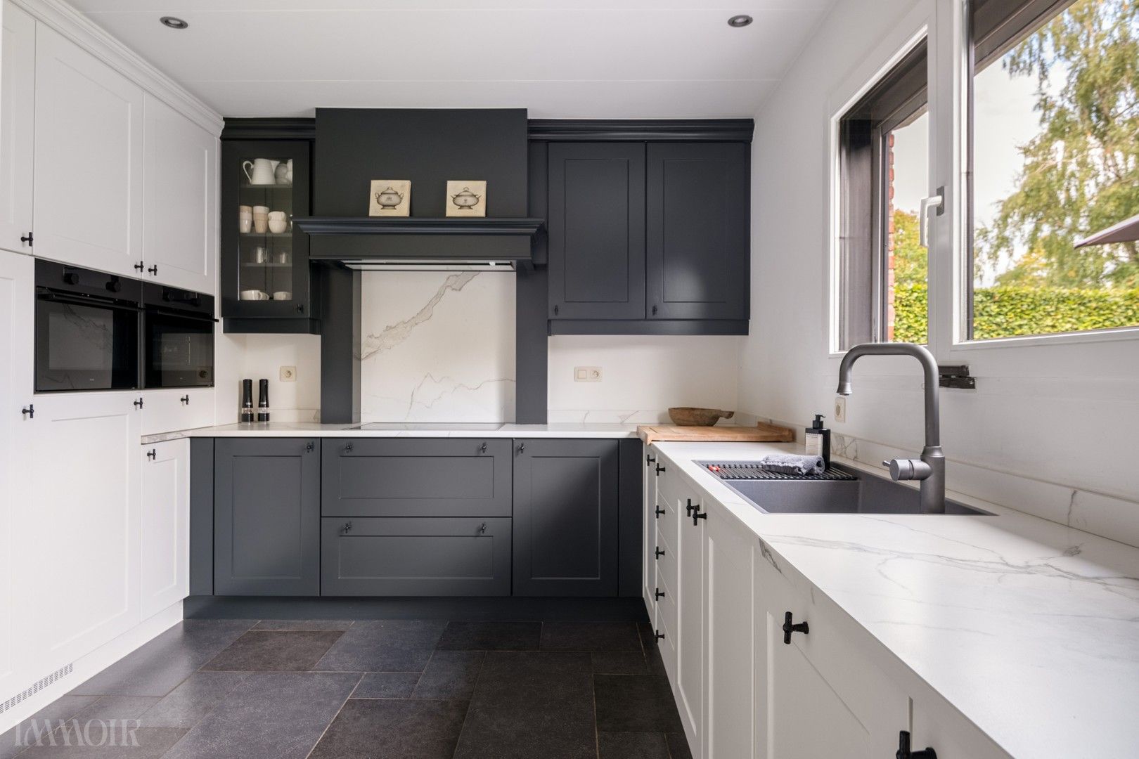 Charmante woning in de geliefde Amerlo-wijk in Schoten. foto 8