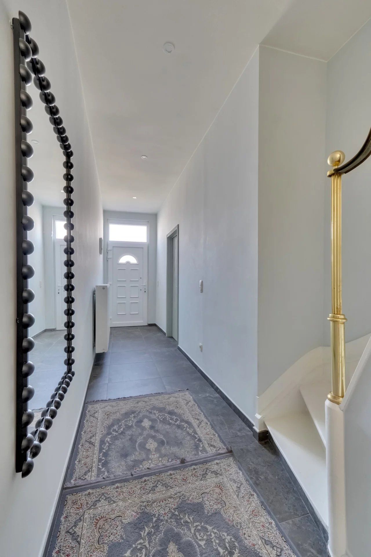 Ruime rijwoning nabij centrum Sint-Truiden foto 10