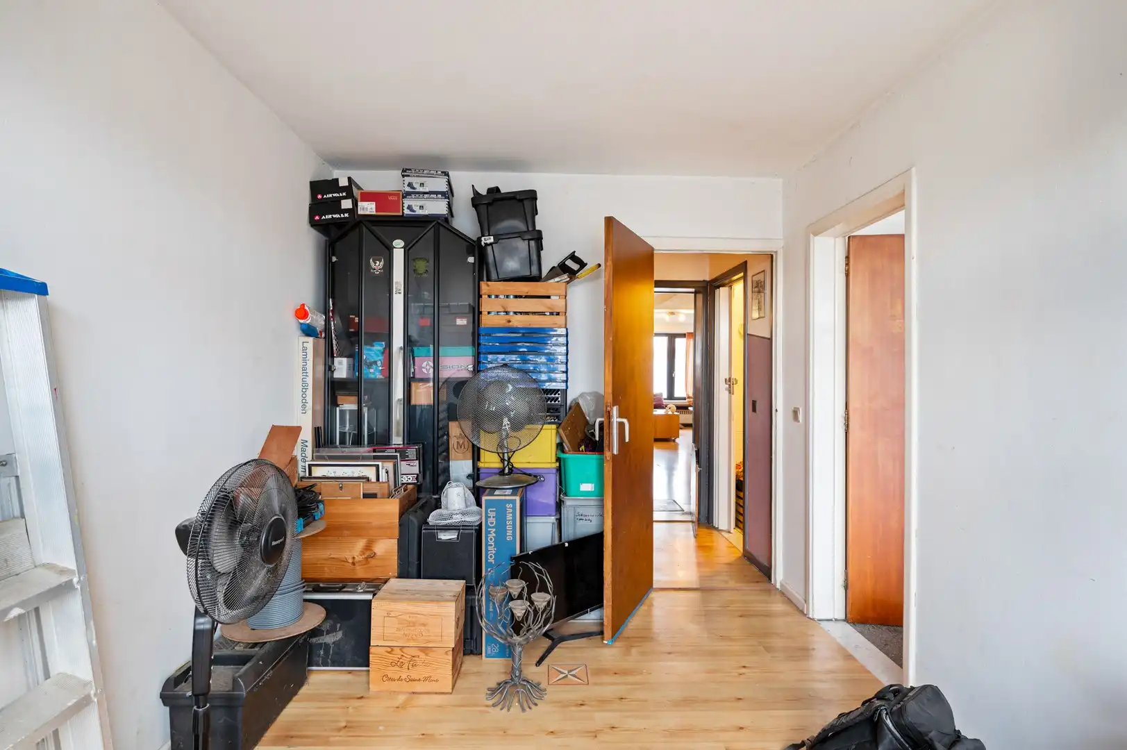 Ruim en lichtrijk 2-slaapkamerappartement in Schoten foto 9