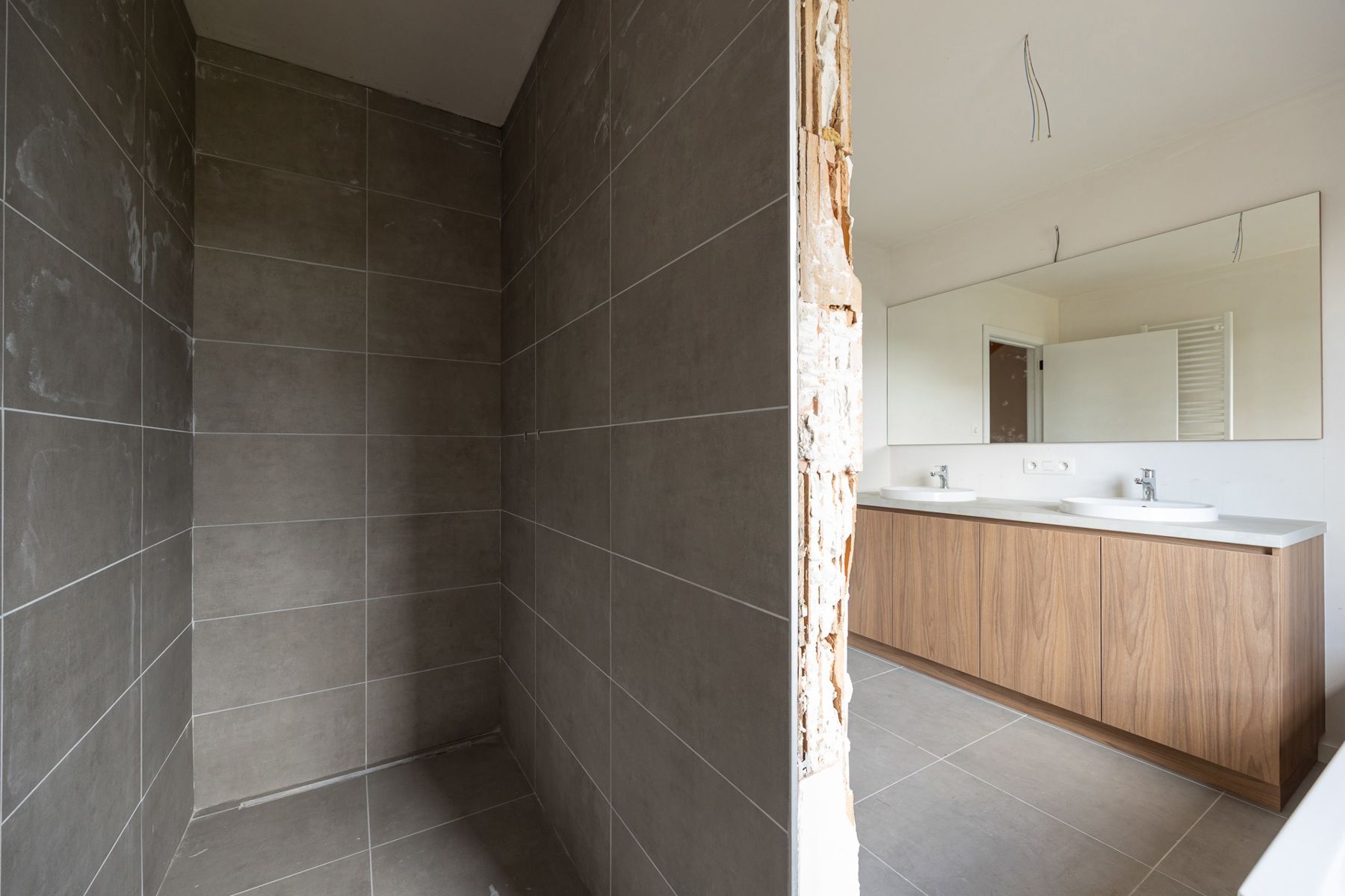 Ruime gezinswoning (ca 245 m²) met 4 slaapkamers op perceel van ca. 303 m². foto 14