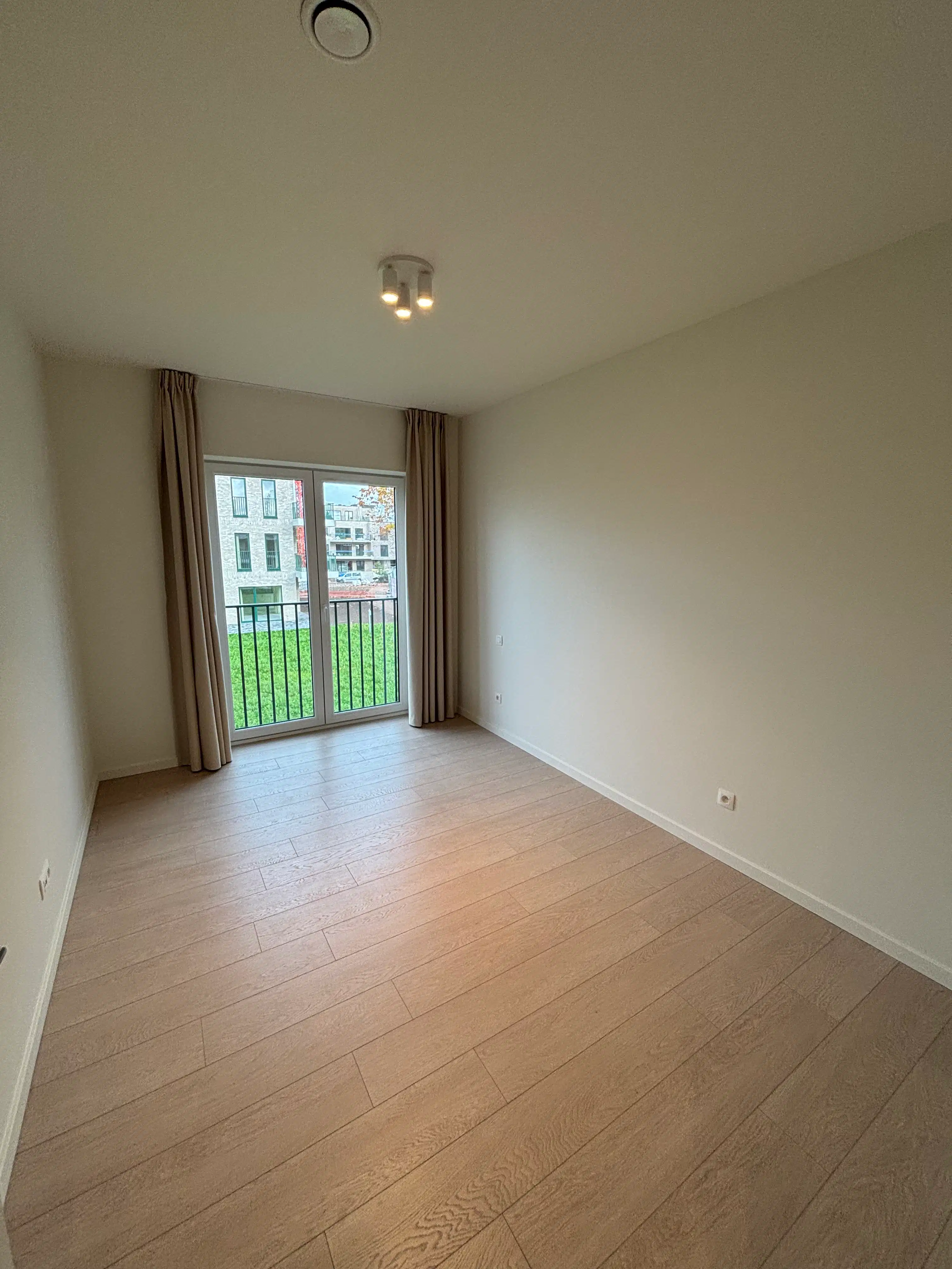 Rustig en Energiezuinig Wonen: Nieuwbouwappartement met 2 Slaapkamers en Bureau foto 8