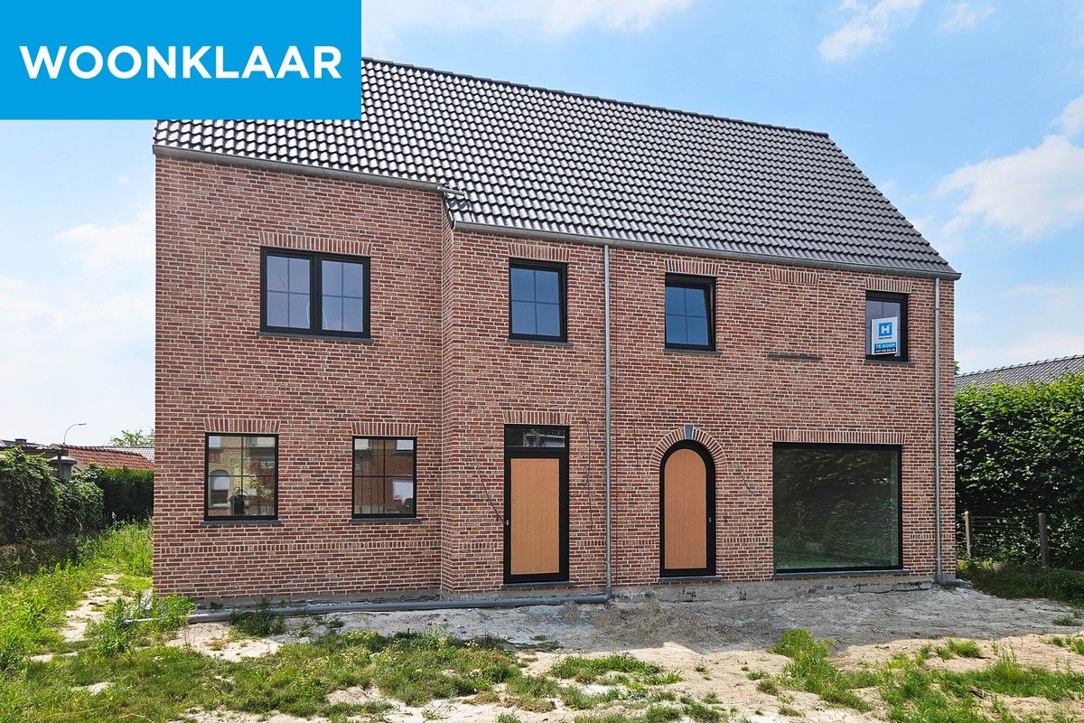 Hectaar bouwt 2 halfopen nieuwbouwwoningen te Merelbeke foto {{pictureIndex}}