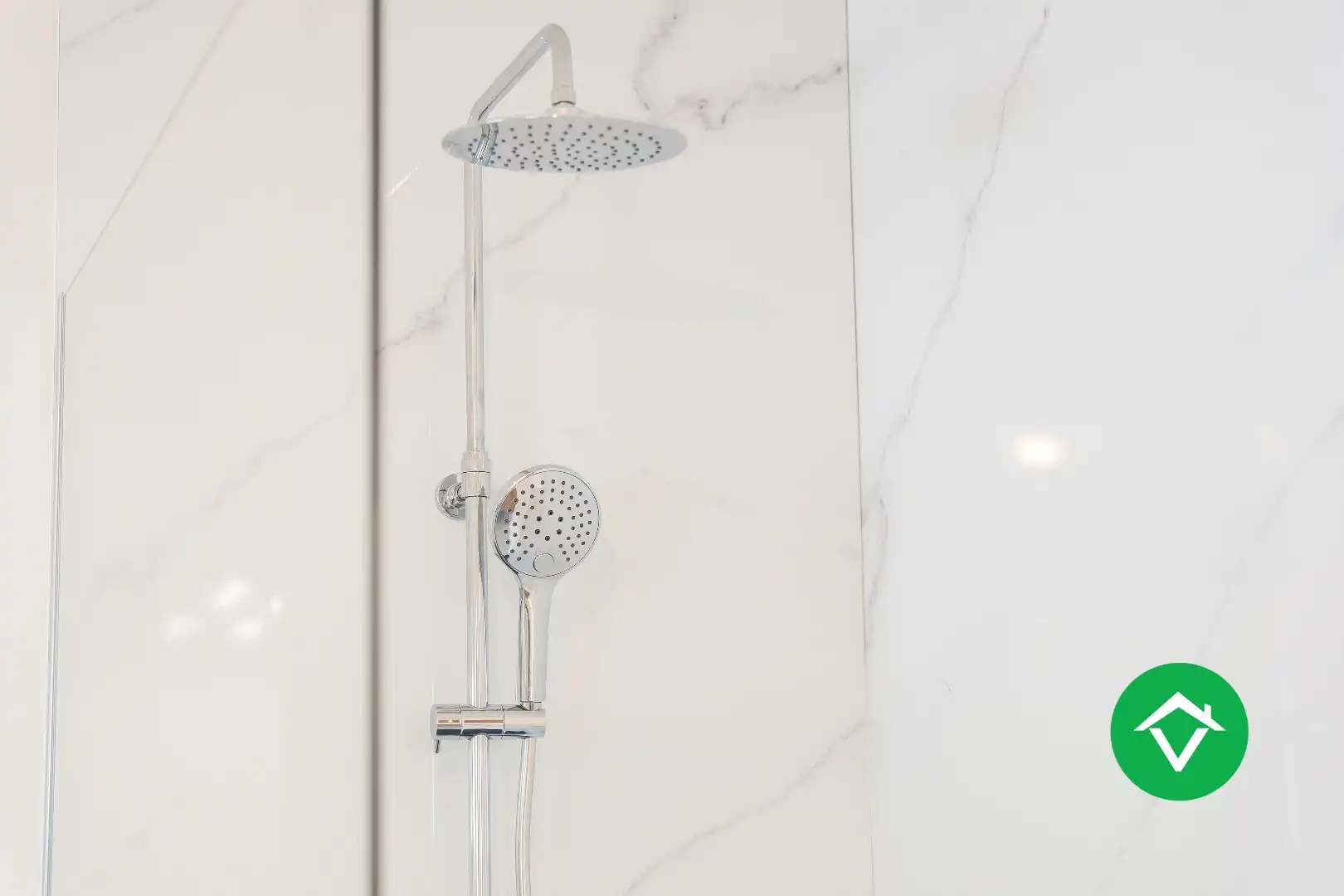 Volledig gerenoveerde woning (EPB B) met garage op topligging te Eernegem foto 14