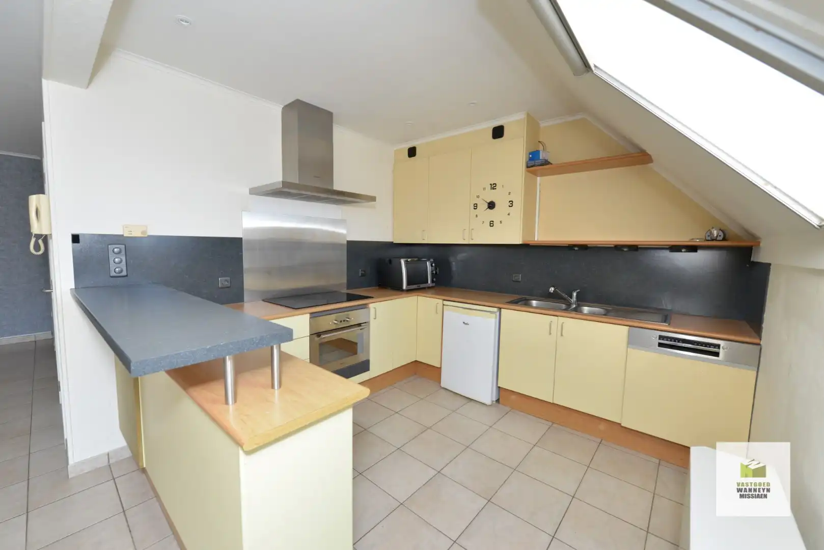 Topinvestering! 2-slaapkamer appartement mét zonnepanelen én autostaanplaats foto 5