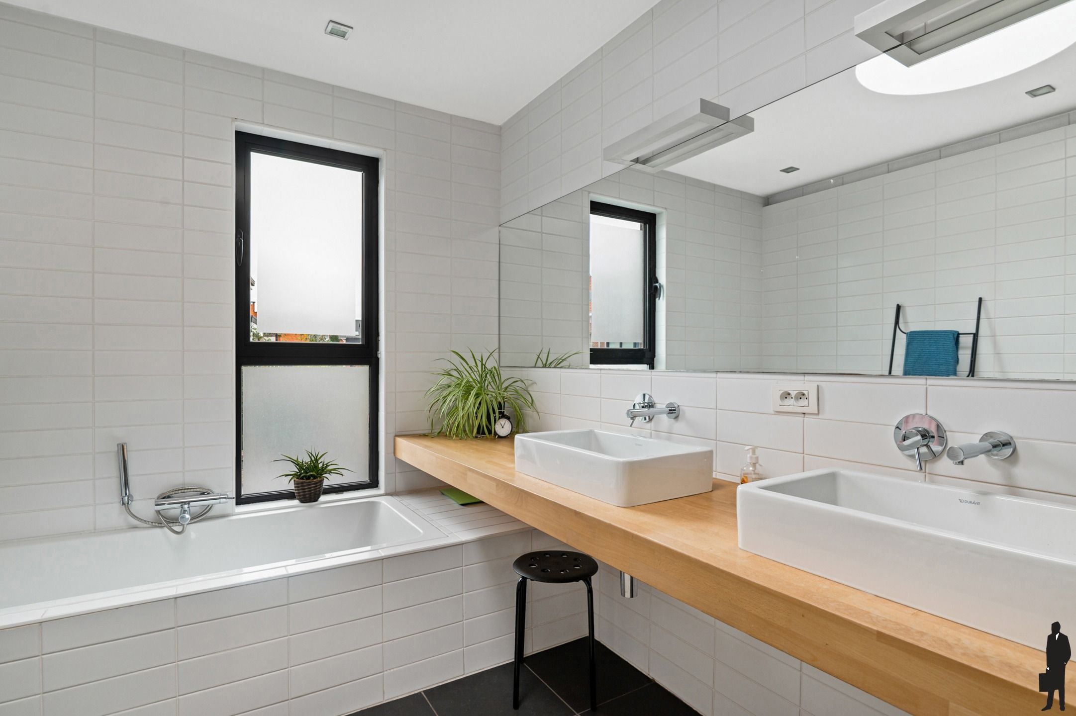 Instapklare woning met 3 slpks en ZW tuin in centrum Kontich foto 14