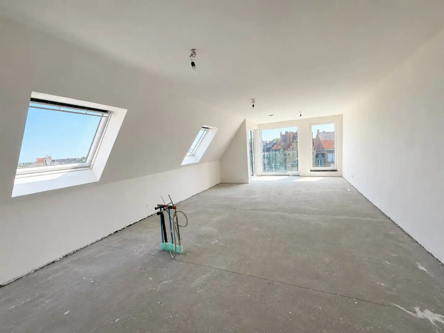 Ruim nieuwbouwappartement met 2 slaapkamers en uniek zicht op de Vaart foto 3