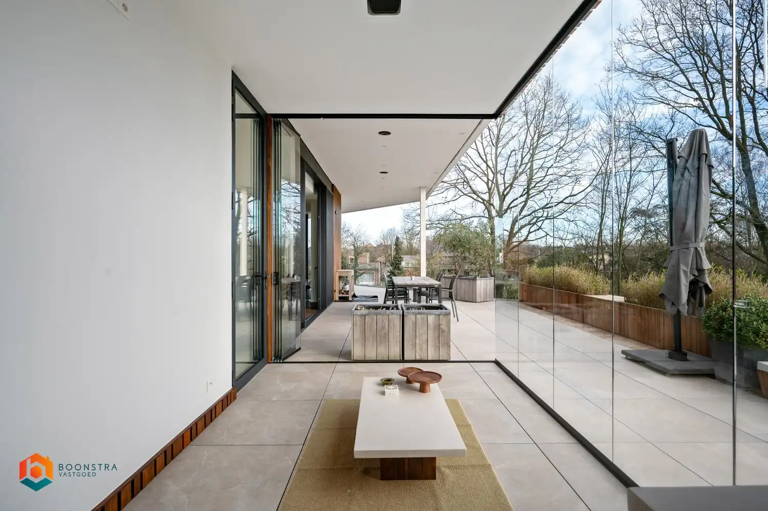 Exclusieve penthouse met 5 slpkrs, riant terras en ruime garage foto 11