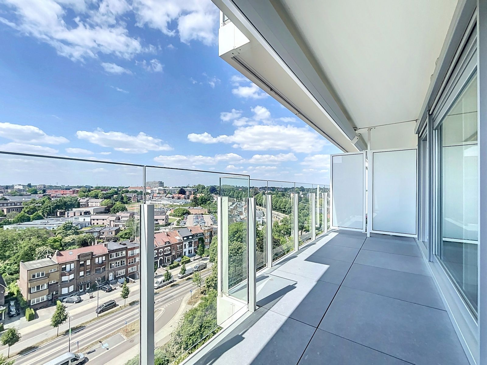 Vernieuwd app met 2 slpks en balkon foto 20