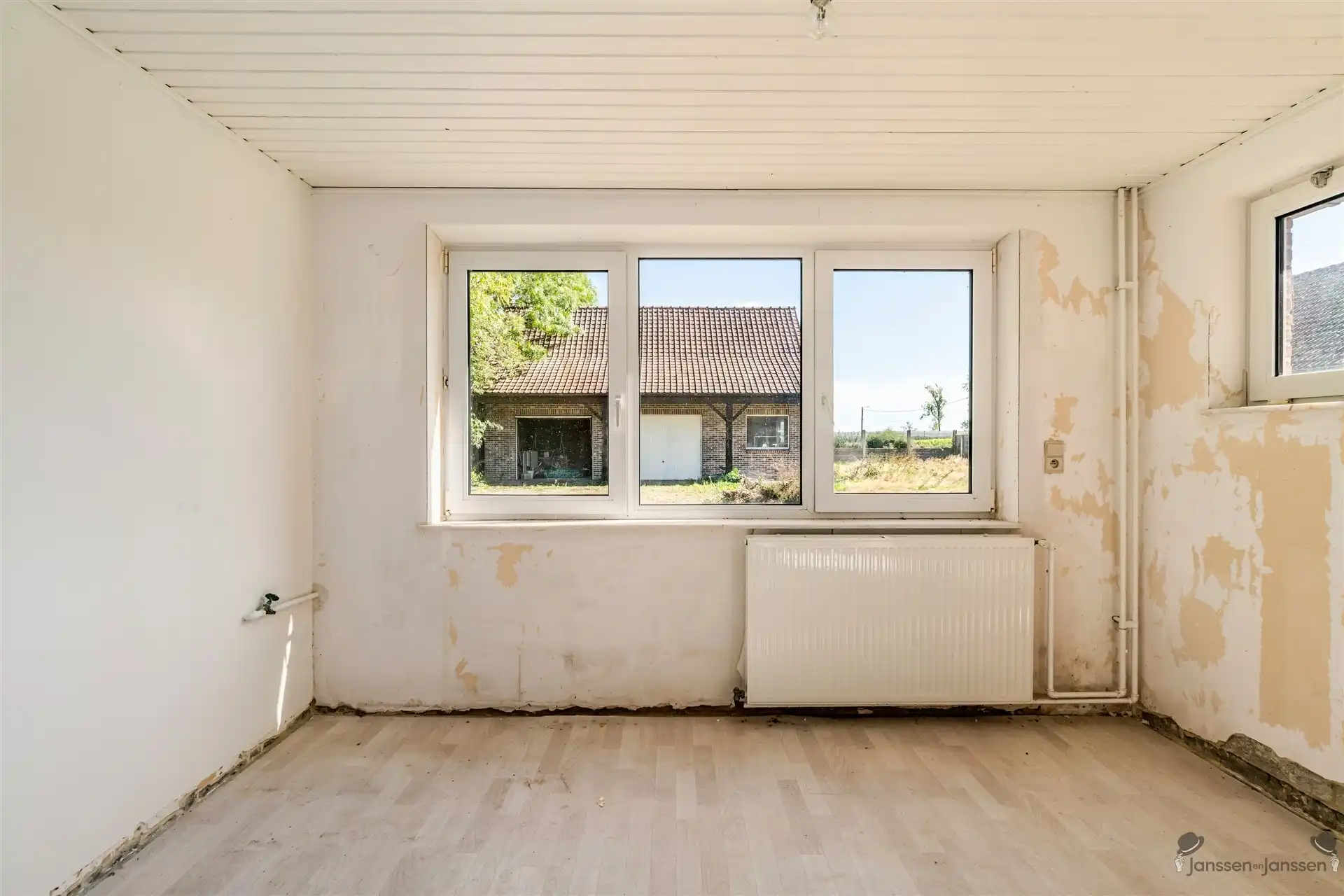 Karaktervolle woning met dubbele garage foto 16