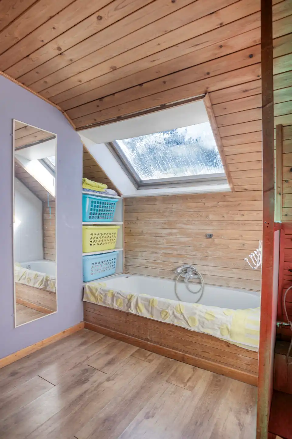 Te renoveren vrijstaande woning met veel potentieel foto 18