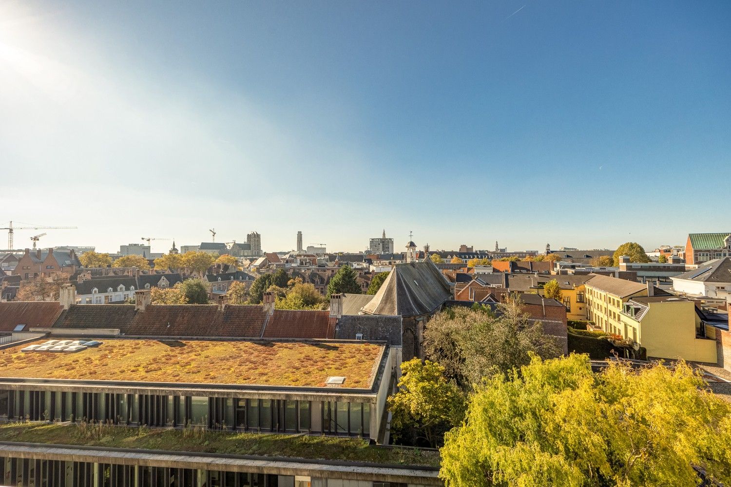 Prachtige duplex penthouse met 3 ruime terrassen in recent gebouw foto 3