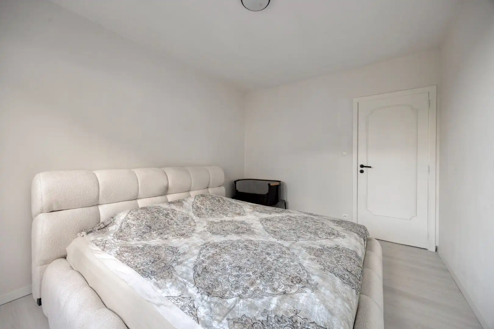 Vernieuwd en instapklaar appartement met 3 slaapkamers in Tongeren centrum foto 15