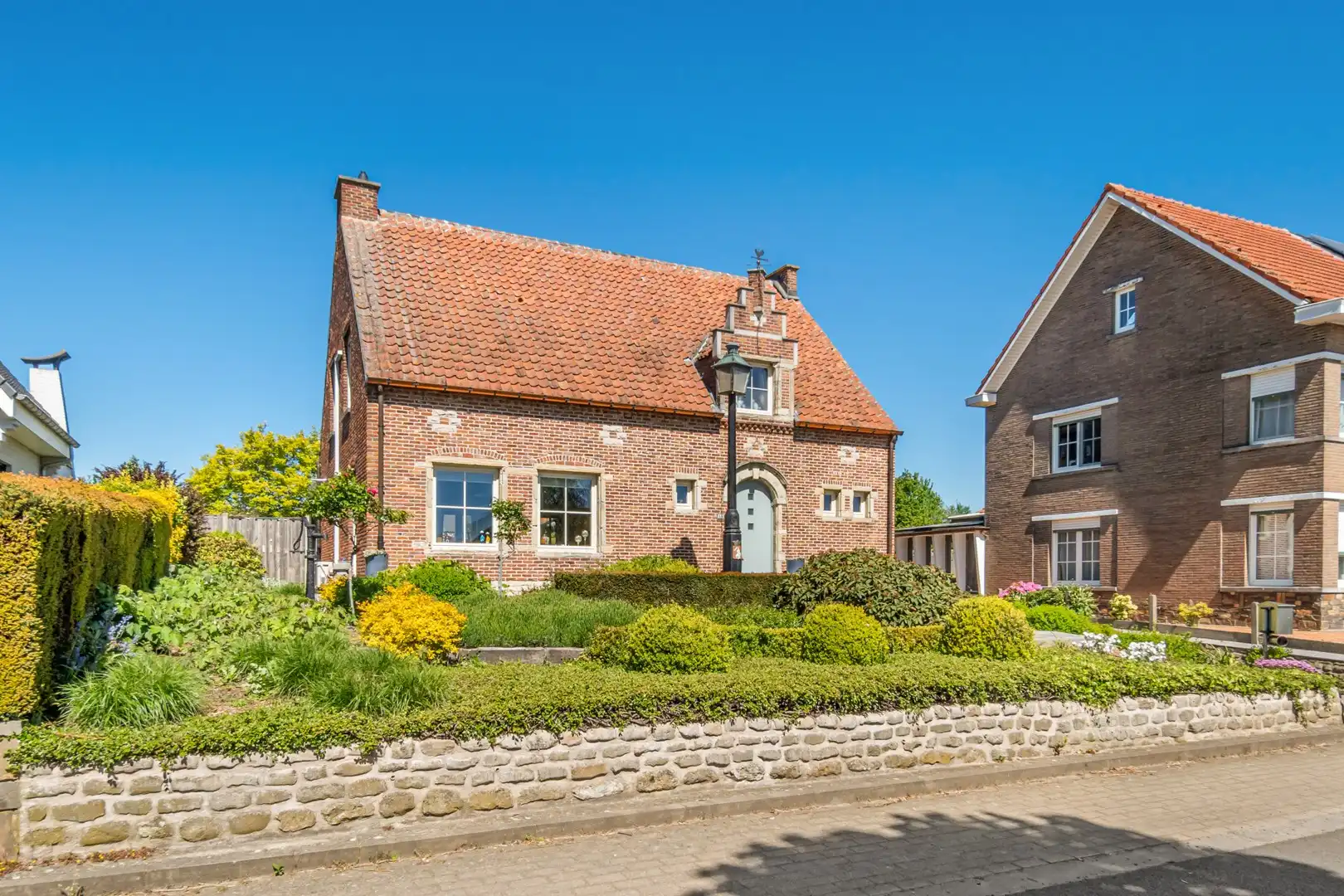 Karaktervolle, gerenoveerde villa met gunstig EPC C op een toplocatie in Erps-Kwerps foto {{pictureIndex}}