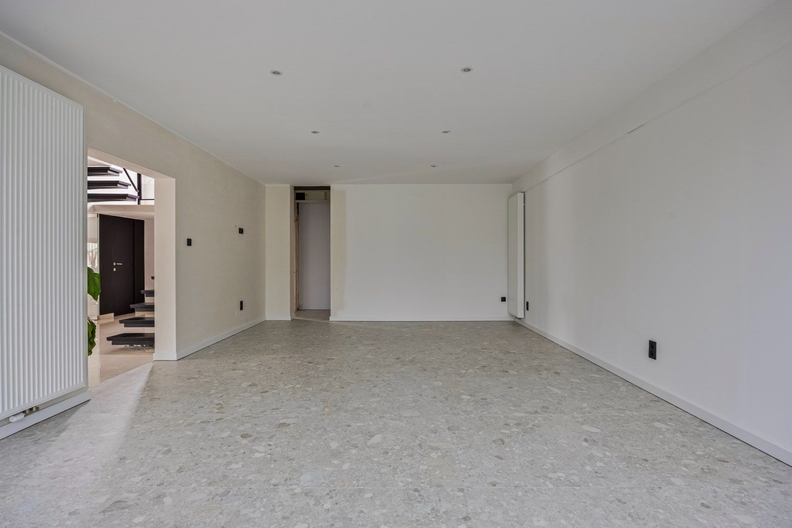 Vernieuwde woning met 319 m² woonplezier in het rustige Nerem foto 11