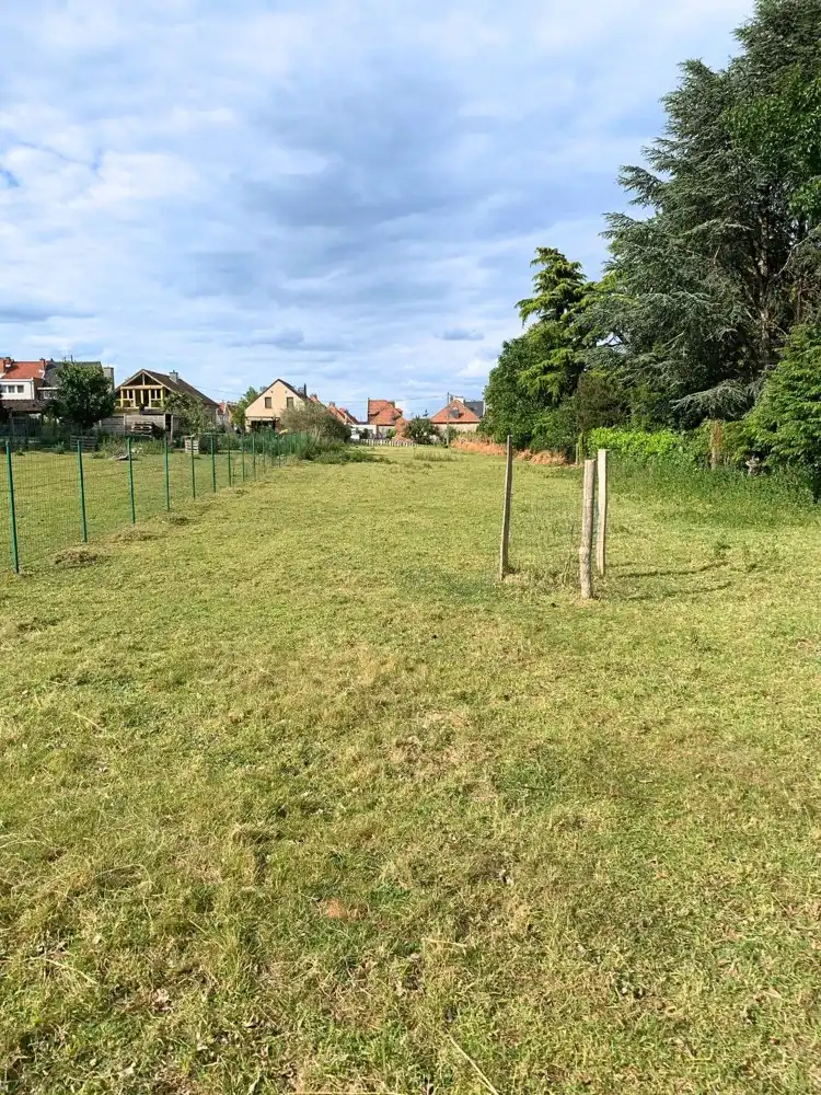 OB Bouwgrond van 19a24ca en Zuidgerichte tuin te koop in een landelijke en residentiële omgeving foto 3
