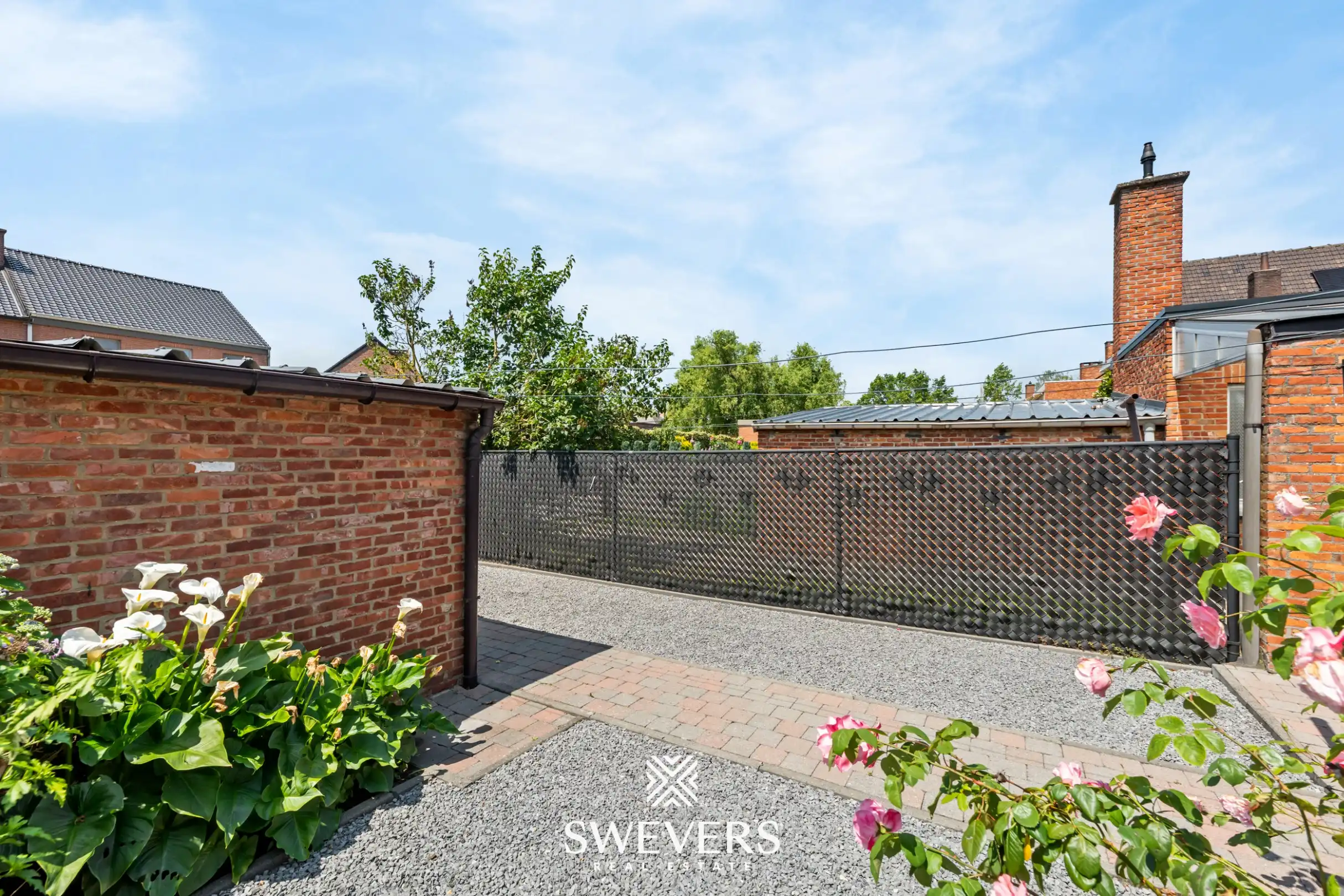 Ruime gezinswoning (3slpk) met garage en zonnige tuin op rustige locatie in de Banneuxwijk foto 27