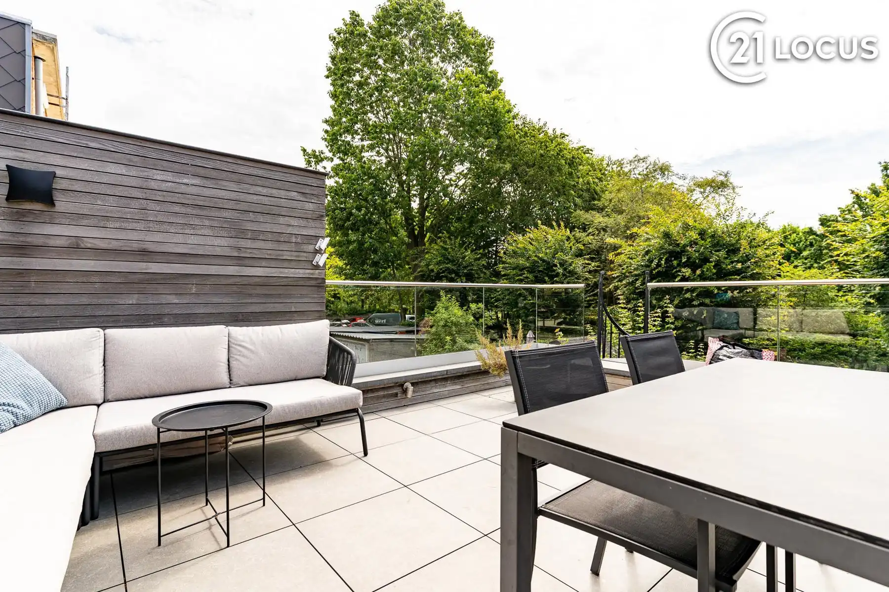 Exclusieve bel-etage met praktijkruimte en tuin foto 12
