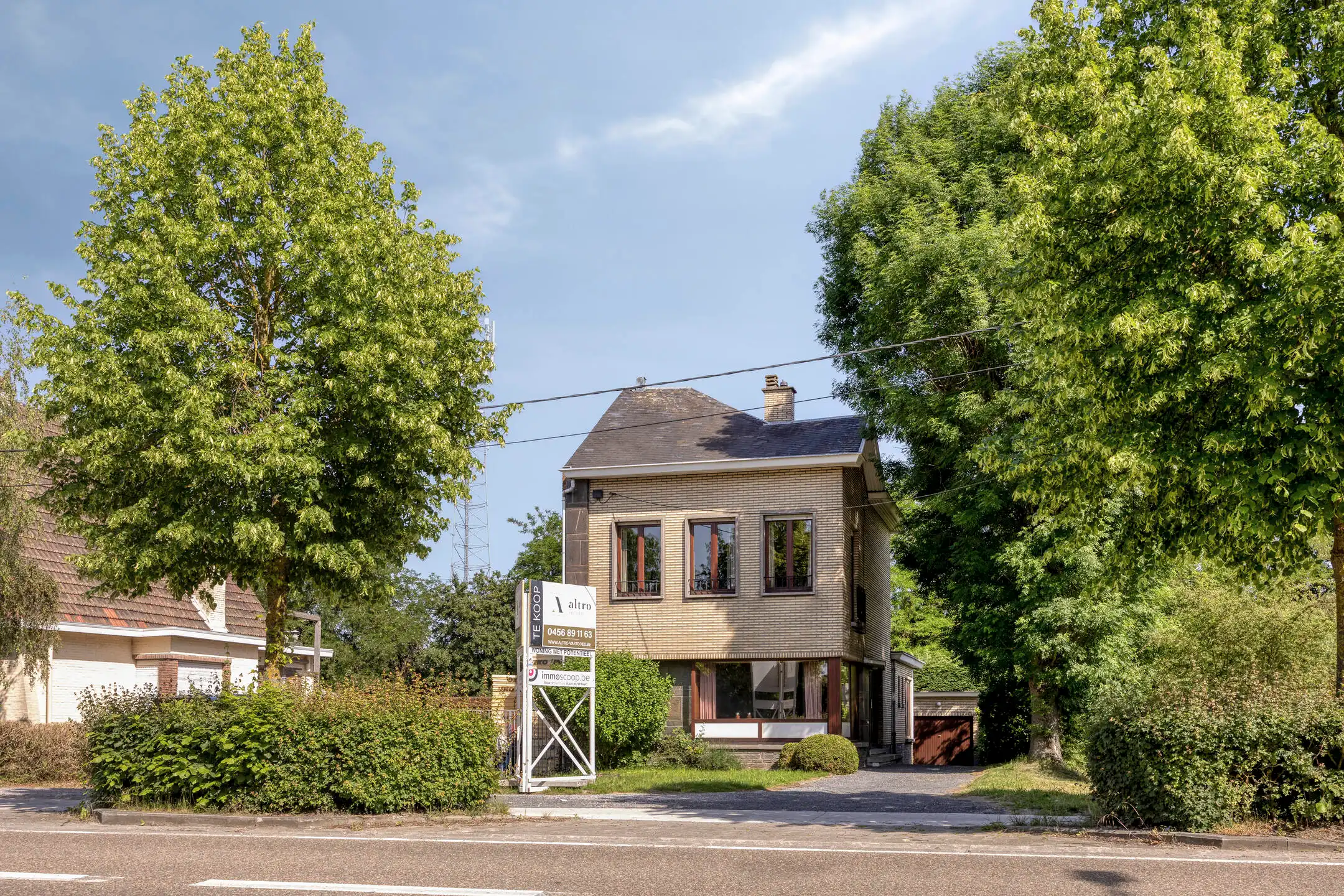 Halfopen woning met ruime garage en uitbreidingspotentieel foto 39