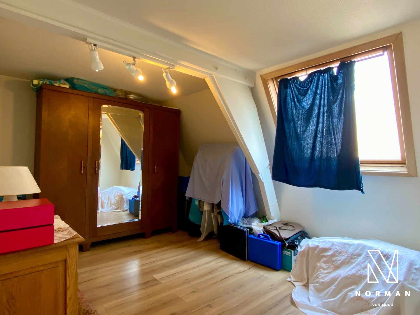 Rijhuis in Bissegem met 2 slaapkamers en grote tuin foto 7