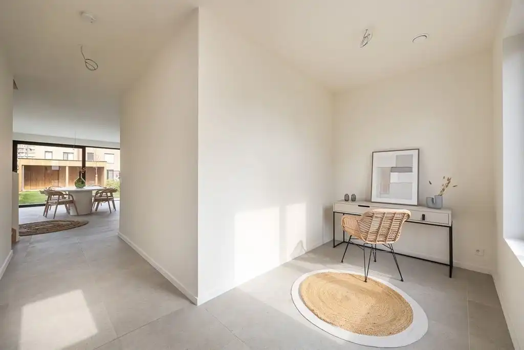 Nieuwbouwwoning onder registratie op toplocatie foto 26