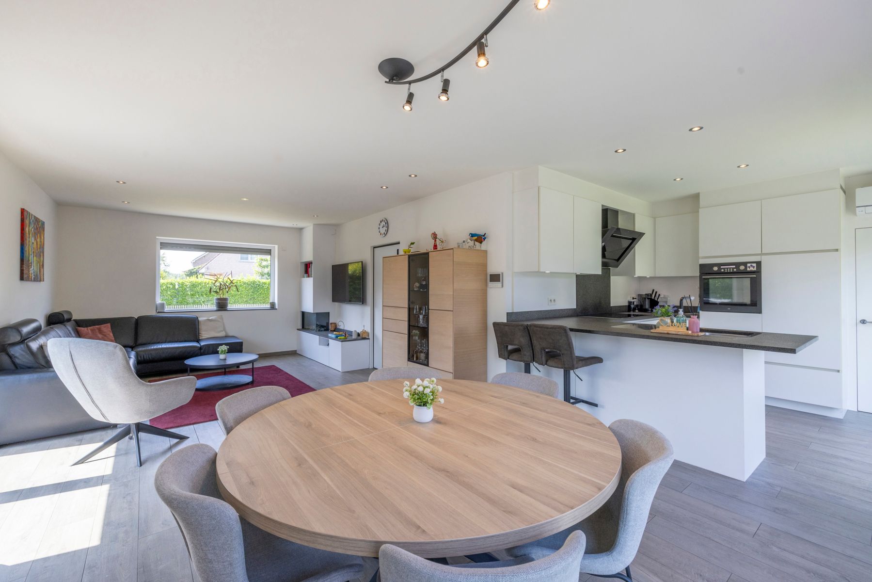Energiezuinige woning met 4 slaapkamers en garage te koop! foto 9