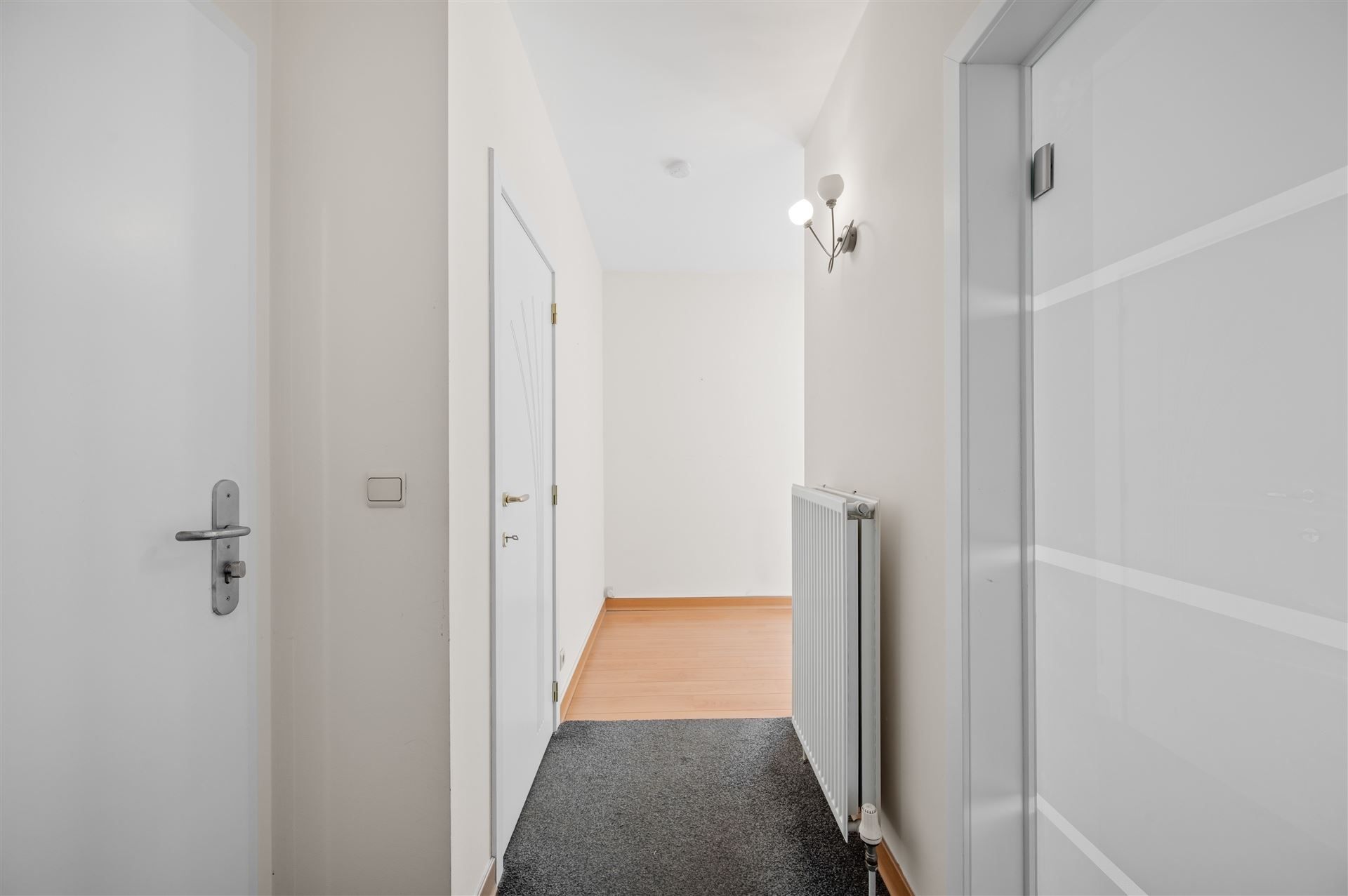 Comfortabel appartement met 2 slaapkamers in centrum Waarloos foto 4