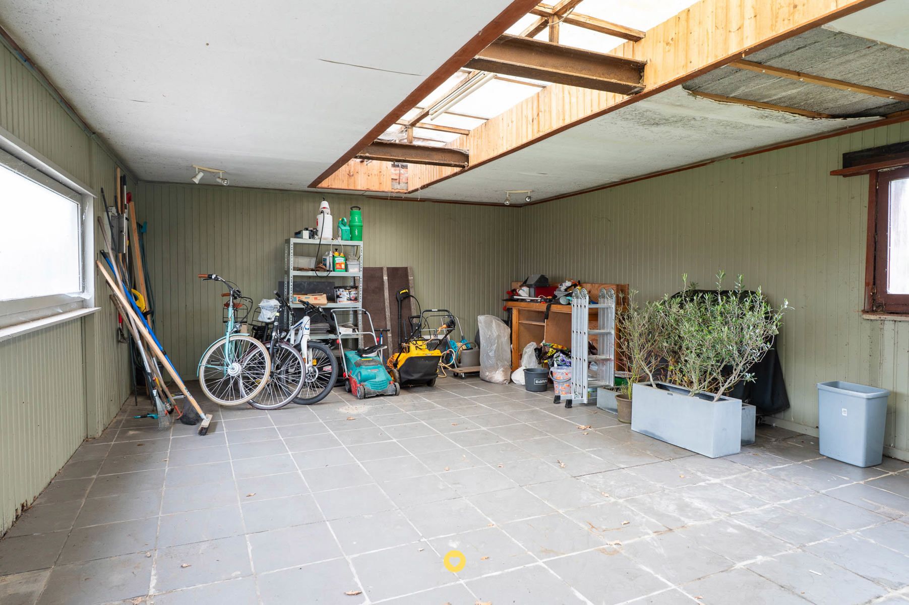 Rustig gelegen instapklare HOB met 4 SLK's, bureau en tuin foto 20