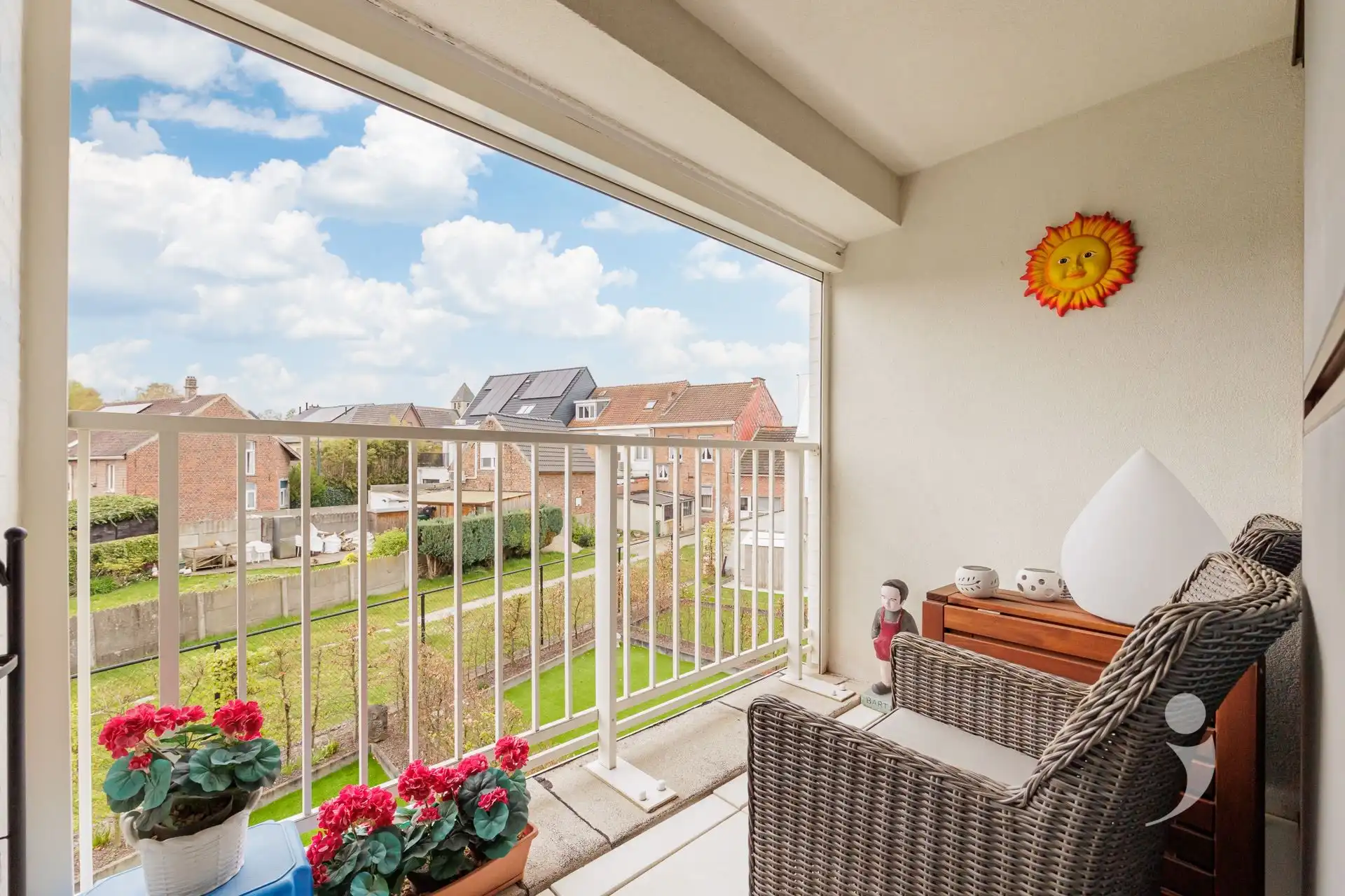 Recent appartement met 2 slaapkamers, parkeerplaats en kelderberging foto 18