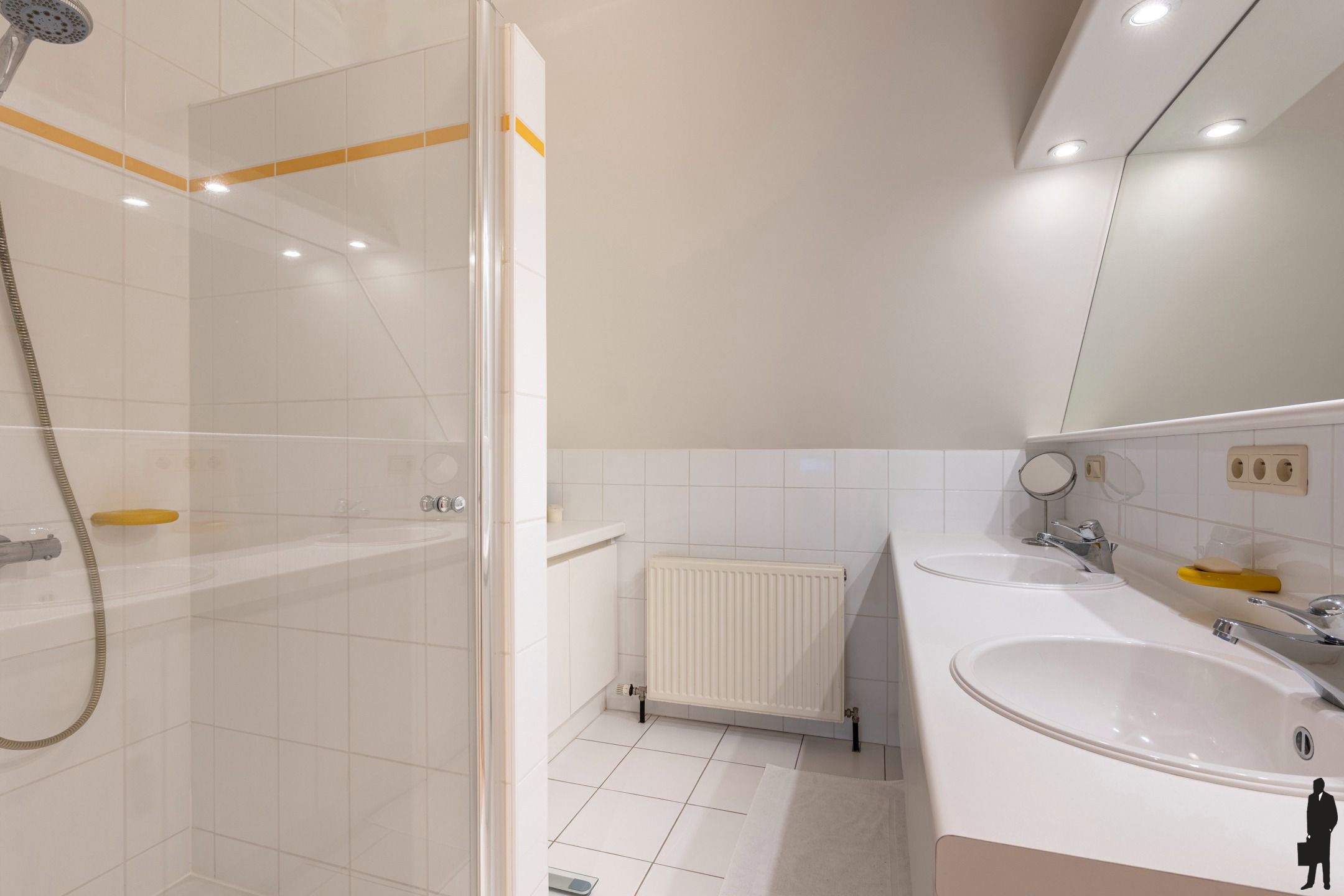 Villa met zwembad en privébos volledig omheind in Retie foto 16