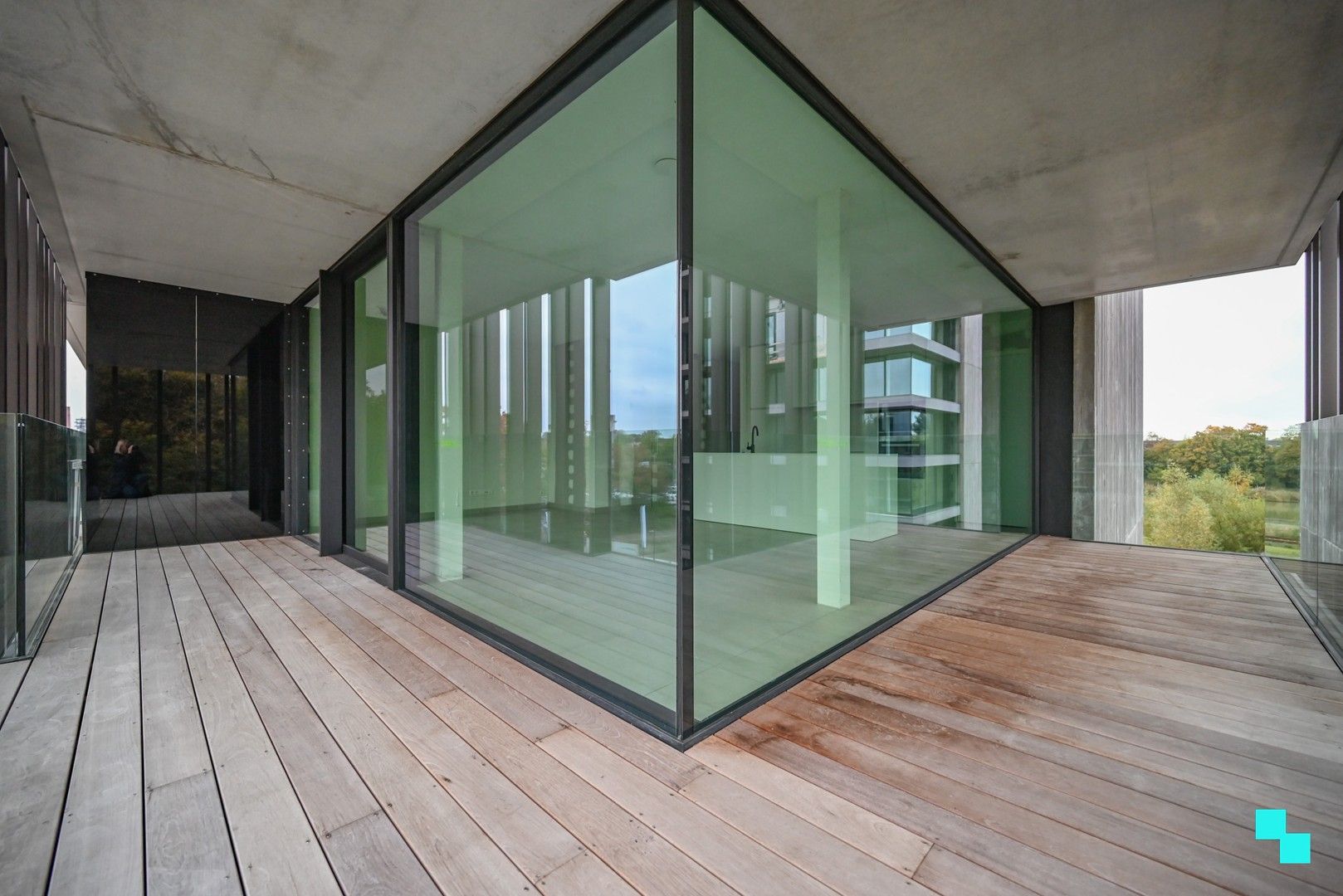 Hoekappartement in blok VI van residentie Blauwpoorte foto 9