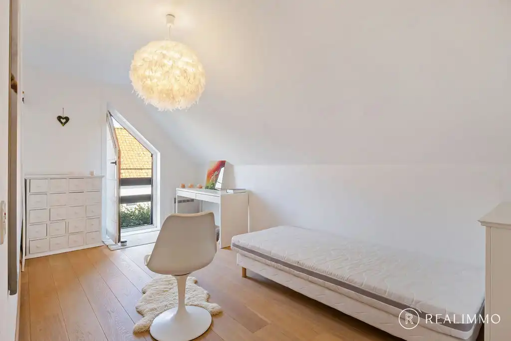 Tijdloze duurzame villa op 1.892m² met zwembad! foto 17