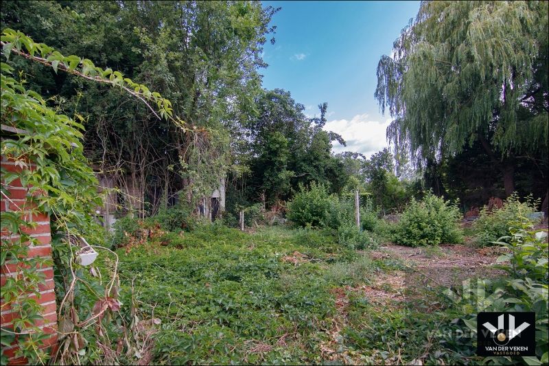 RUIME TE RENOVEREN WONING MET POTENTIEEL foto 6