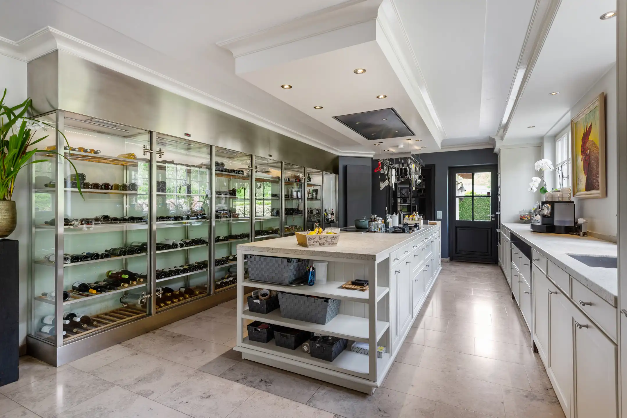 Exclusieve villa met zwembad op een perceel van 6.420 m² foto 6