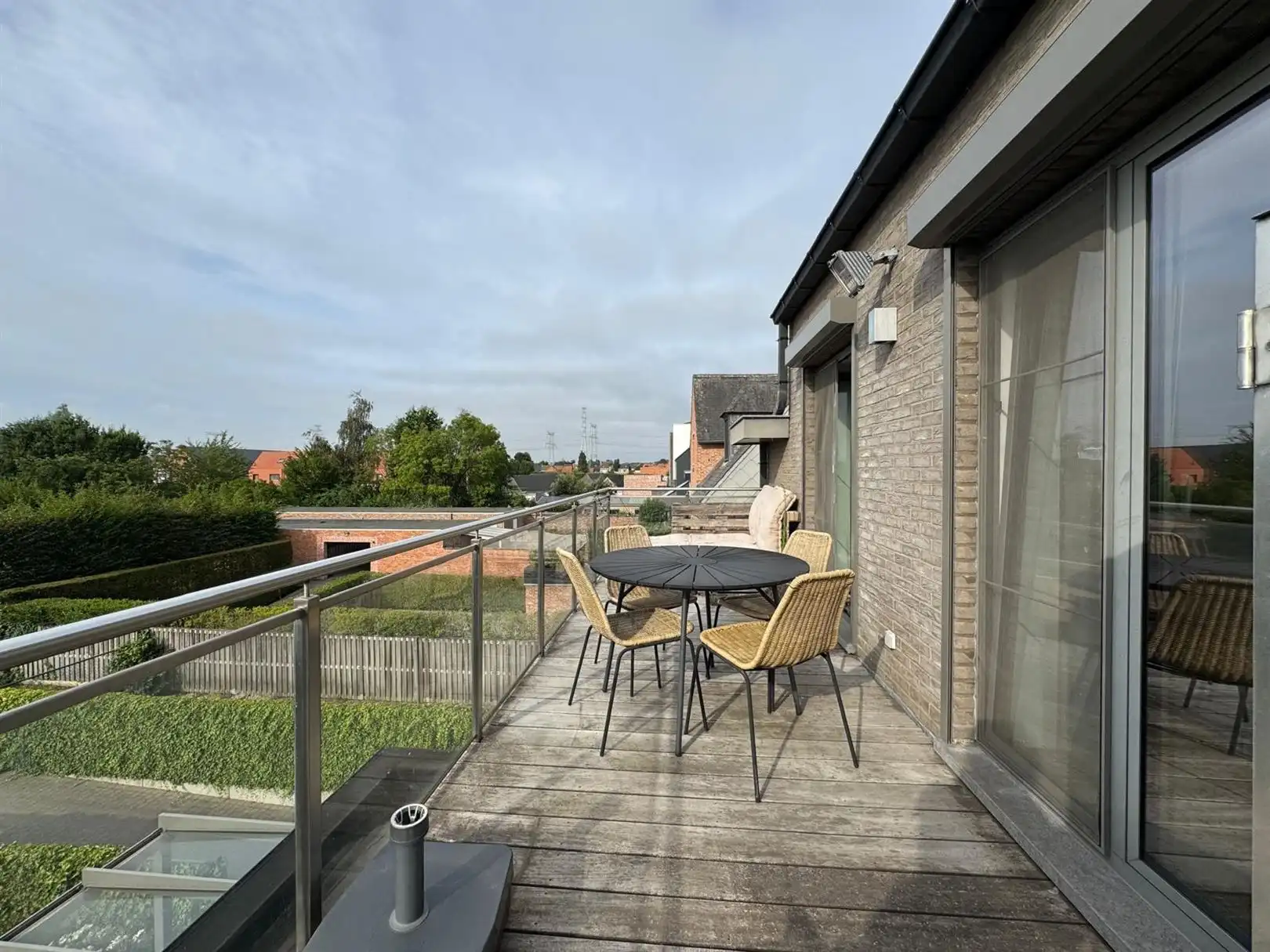 Modern duplex appartement met terras foto 9