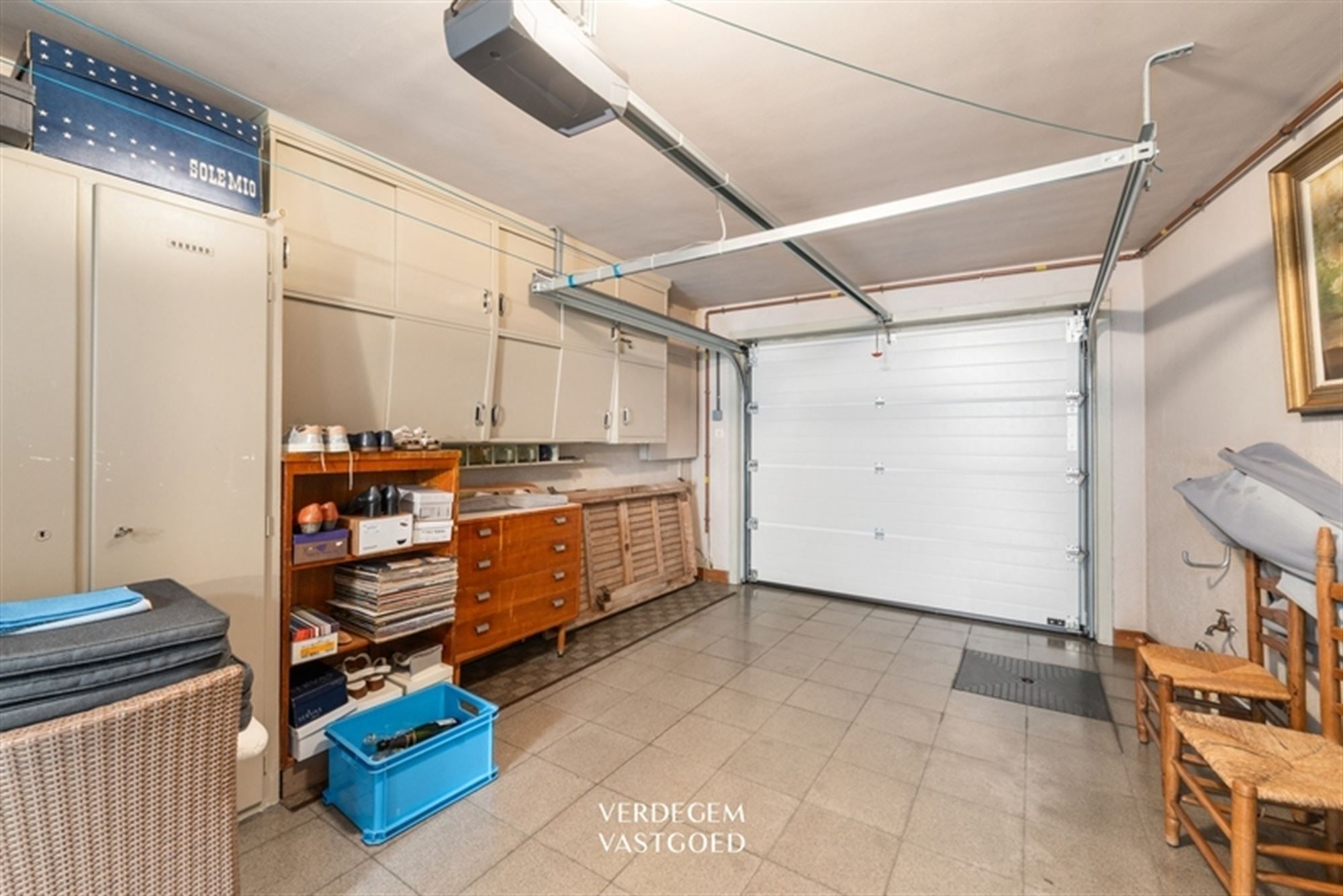 Karaktervolle woning met 3 slaapkamers, inpandige garage en tuin foto 17