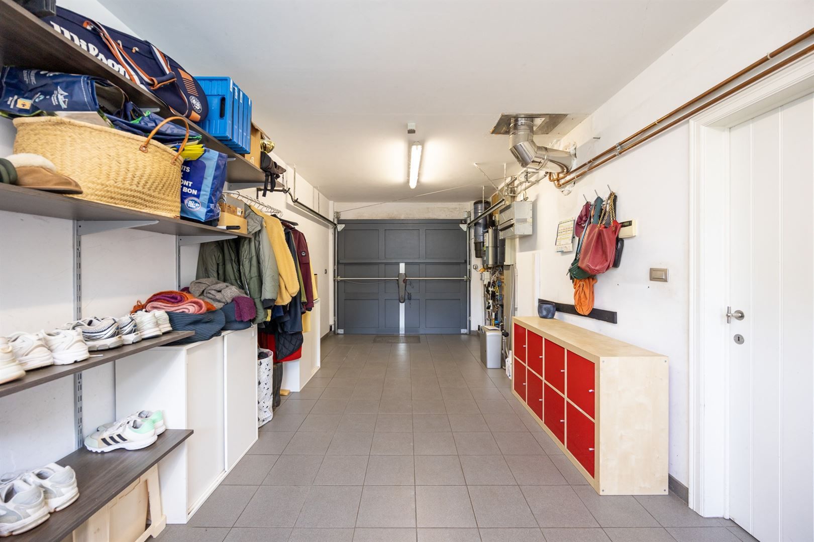 Ruime luxe woning met zwembad in Kapellen foto 14