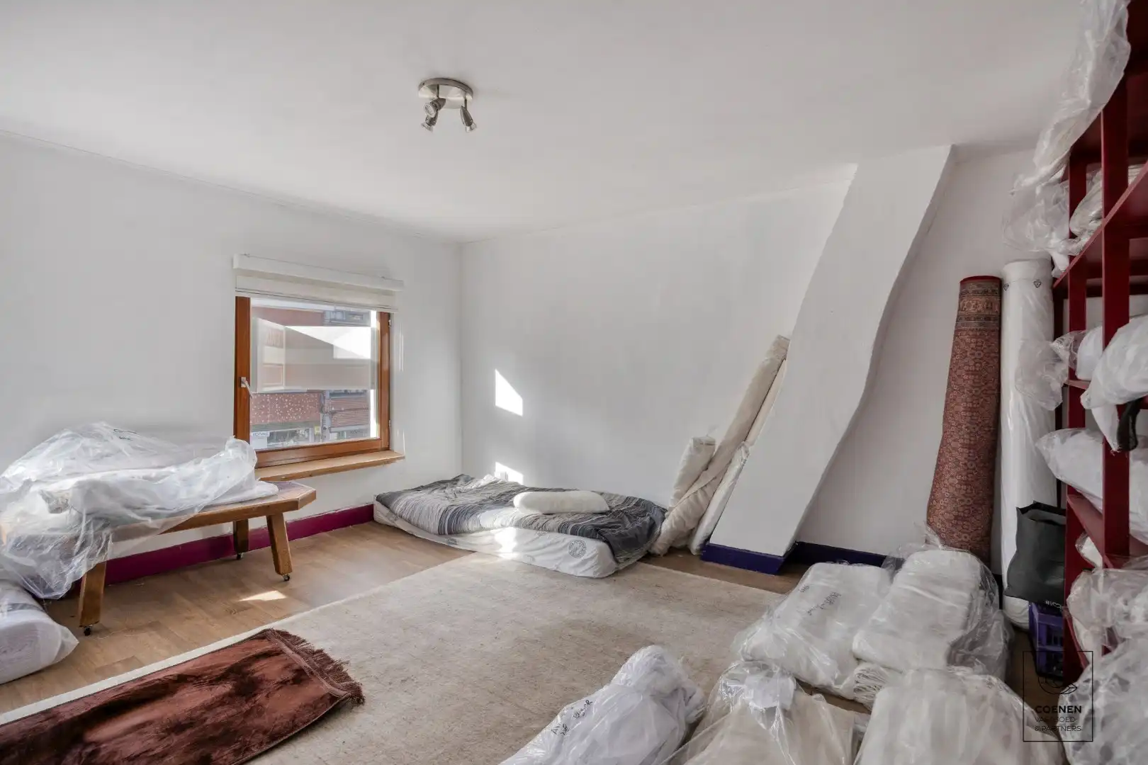 Handelspand met potentieel voor woongelegenheid op toplocatie te Deurne! foto 9