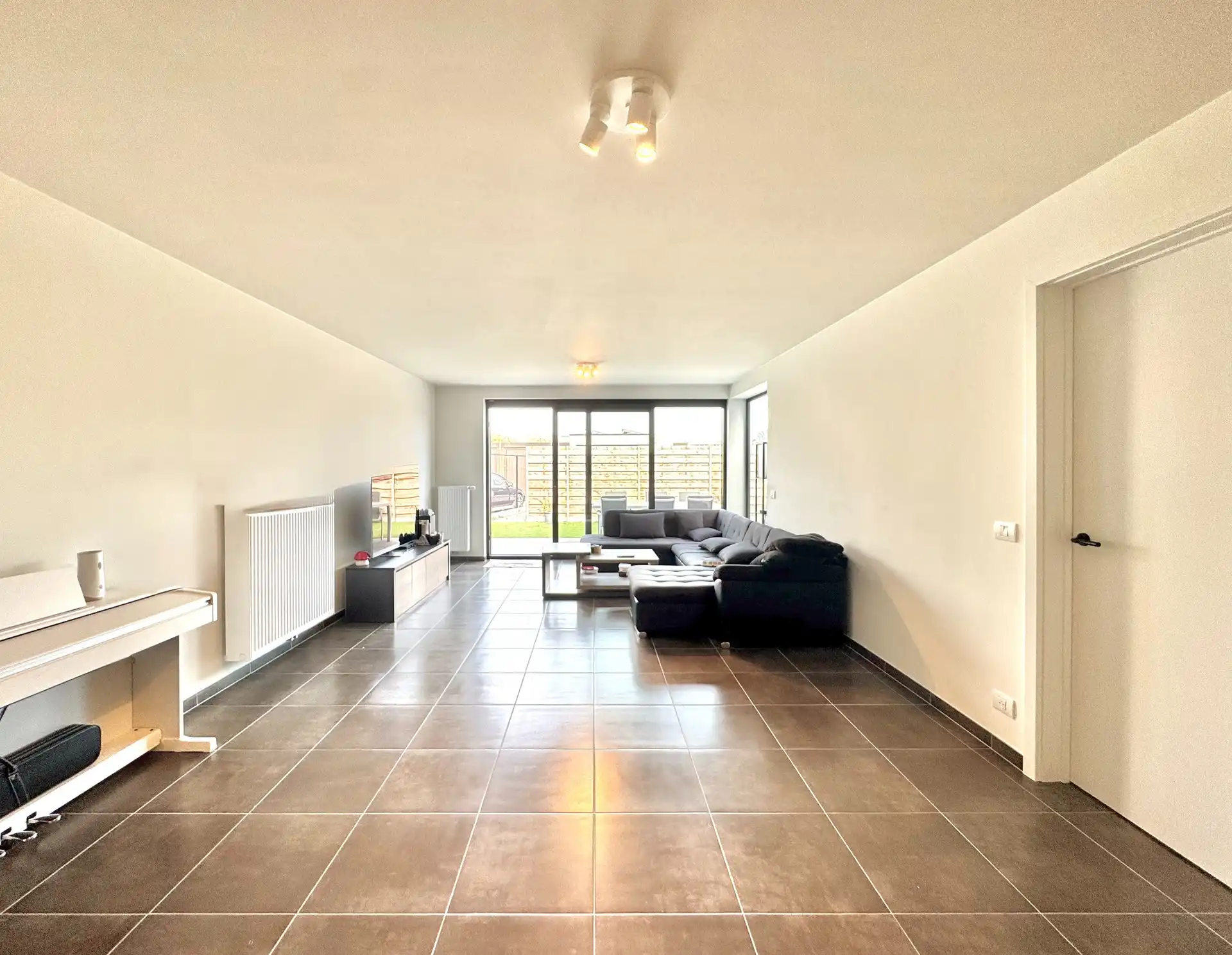 GELIJKVLOERS APP | 2 SLPKS | 2 BDKS | GARAGE | TUIN foto 15